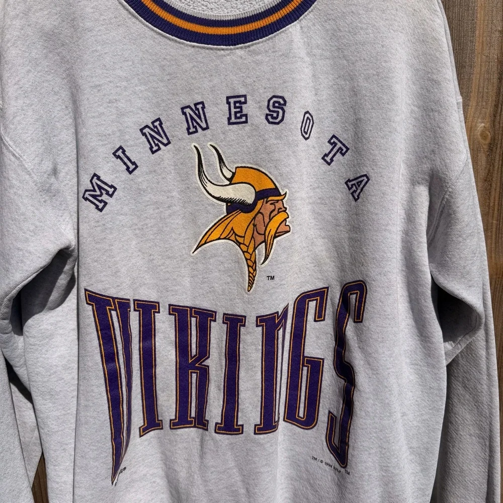 Vintage 1994 Minnesota Vikings Crewneck sweatshirt on a Nutmeg tag Size XL - Picture 2 of 7